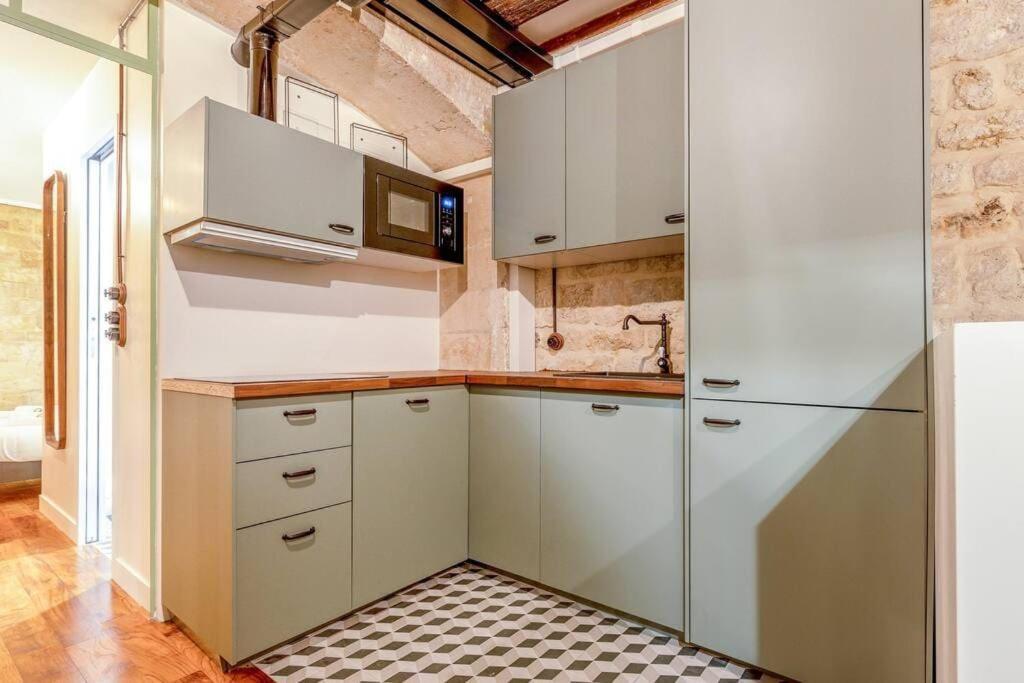 Nouveau - Industrial - 6p - Gym/sauna Appartement Parijs